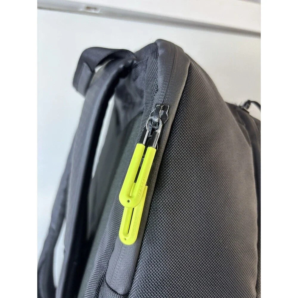 VESSEL Signature Backpack Bag Synthetic Leather Black TENNIS Laptop READ